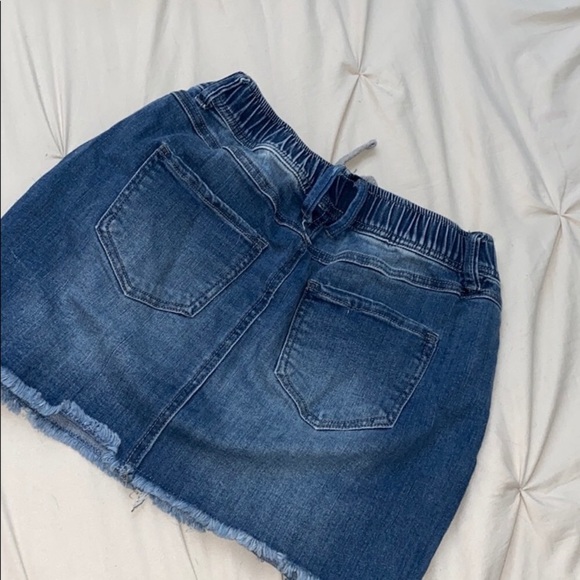 SOLD Denim skirt - Picture 2 of 2